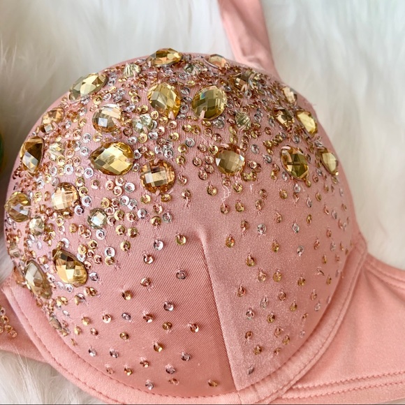 34A Vs Victoriaās Secret jeweled embellished Bombshell Miraculous- Adds 2 Cups - Picture 6 of 16